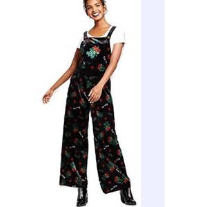 Xhiliration Christmas Velvet Mistletoe Overalls - Size M